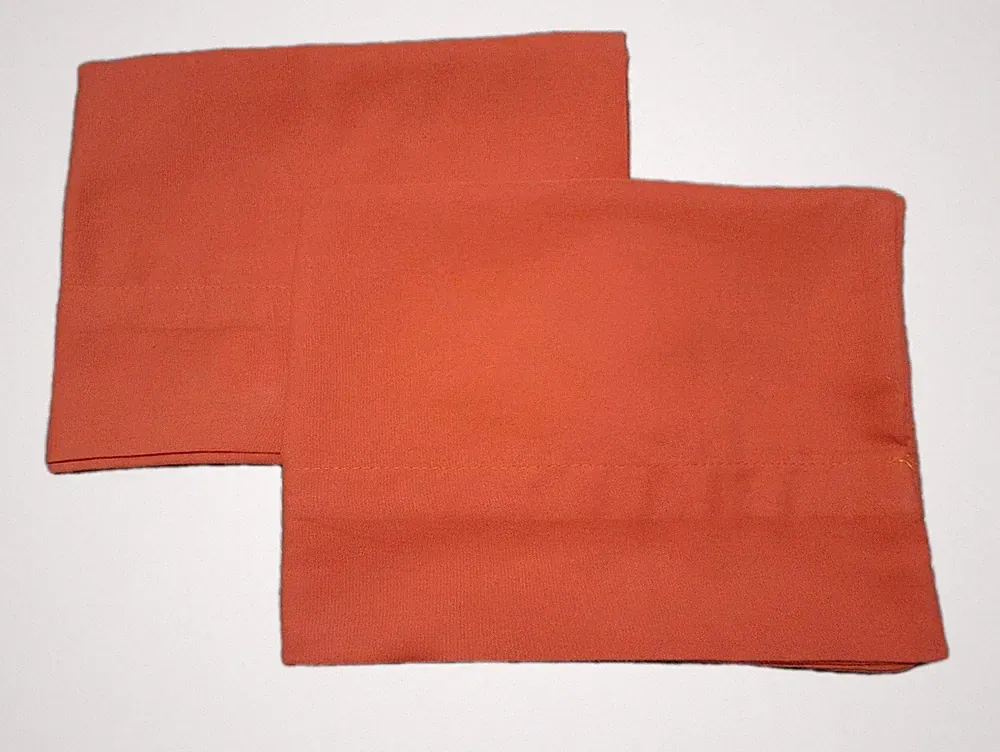 Set of 2 Dark Orange Polycotton Pillowcases 20 X 30 Standard/queen