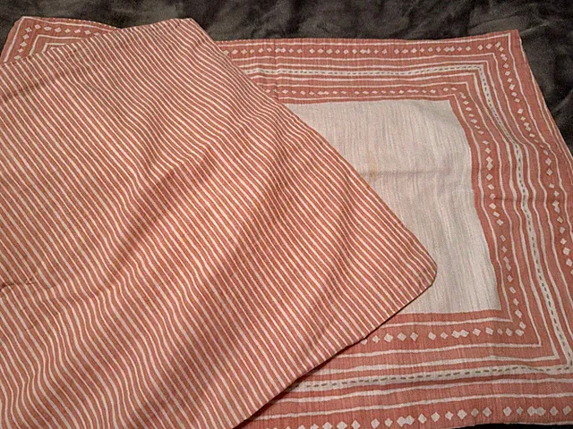 Threshold ~ Coral Border Print 100 % cotton ~ 2 Shams 20 x 27